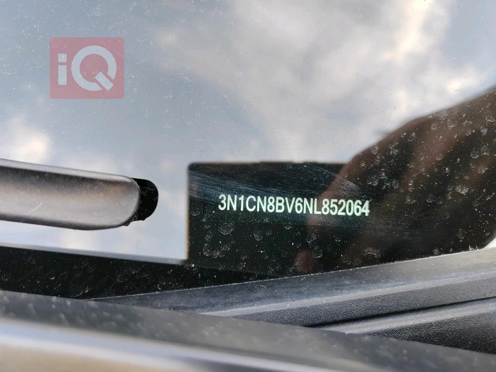 نیسان ڤێرسا